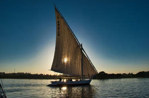 Luxor: Private Sunset Felucca Sailing on the Nile